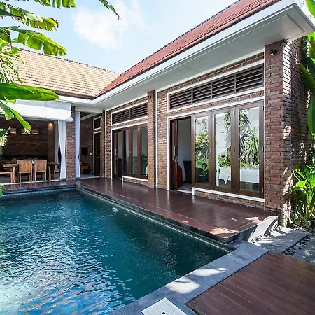 S Villa